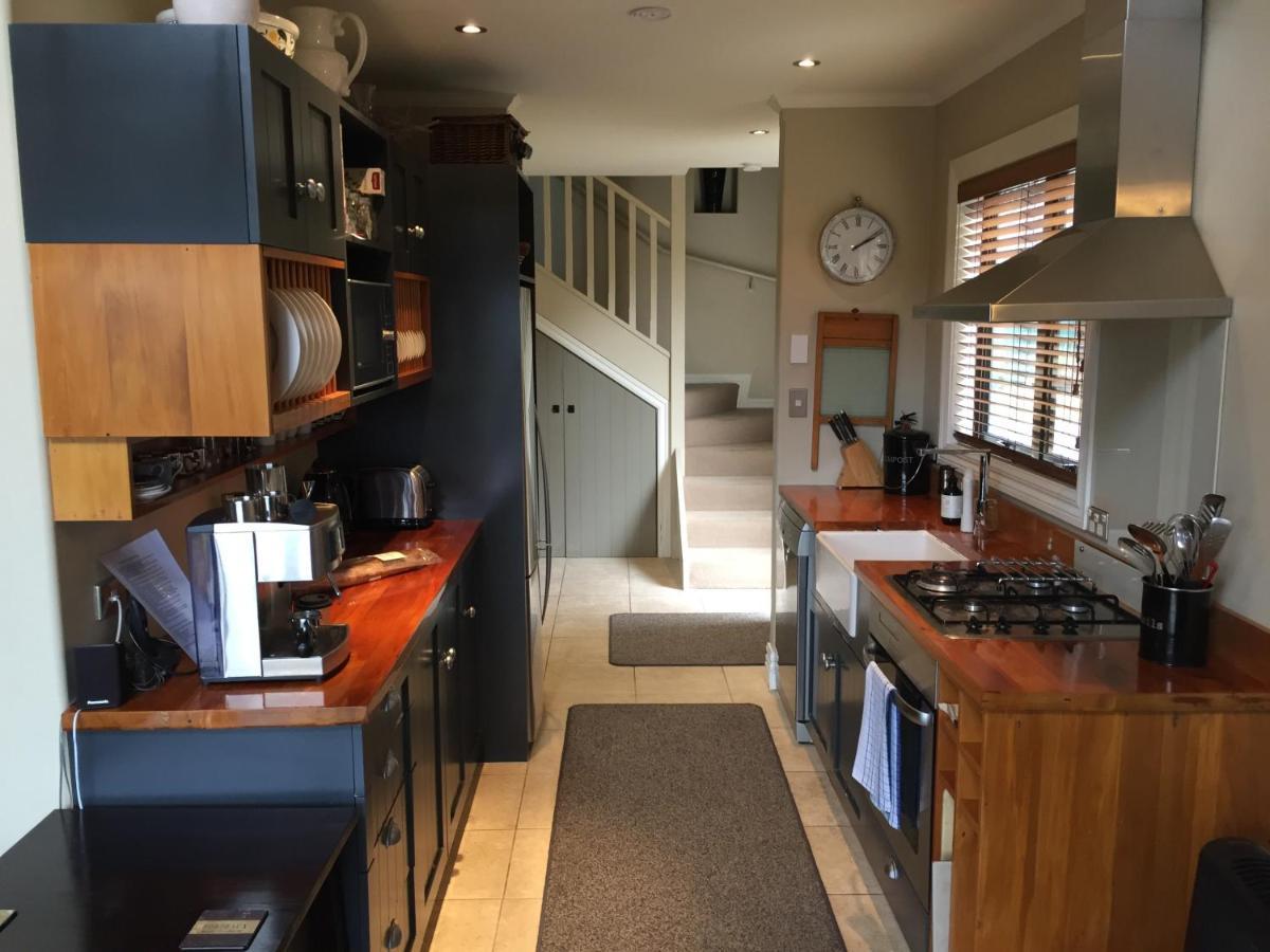Charming Wanaka Cottage Ngoại thất bức ảnh