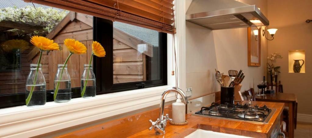 Charming Wanaka Cottage Ngoại thất bức ảnh
