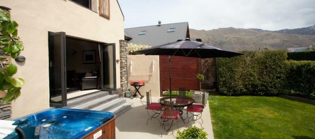 Charming Wanaka Cottage Ngoại thất bức ảnh